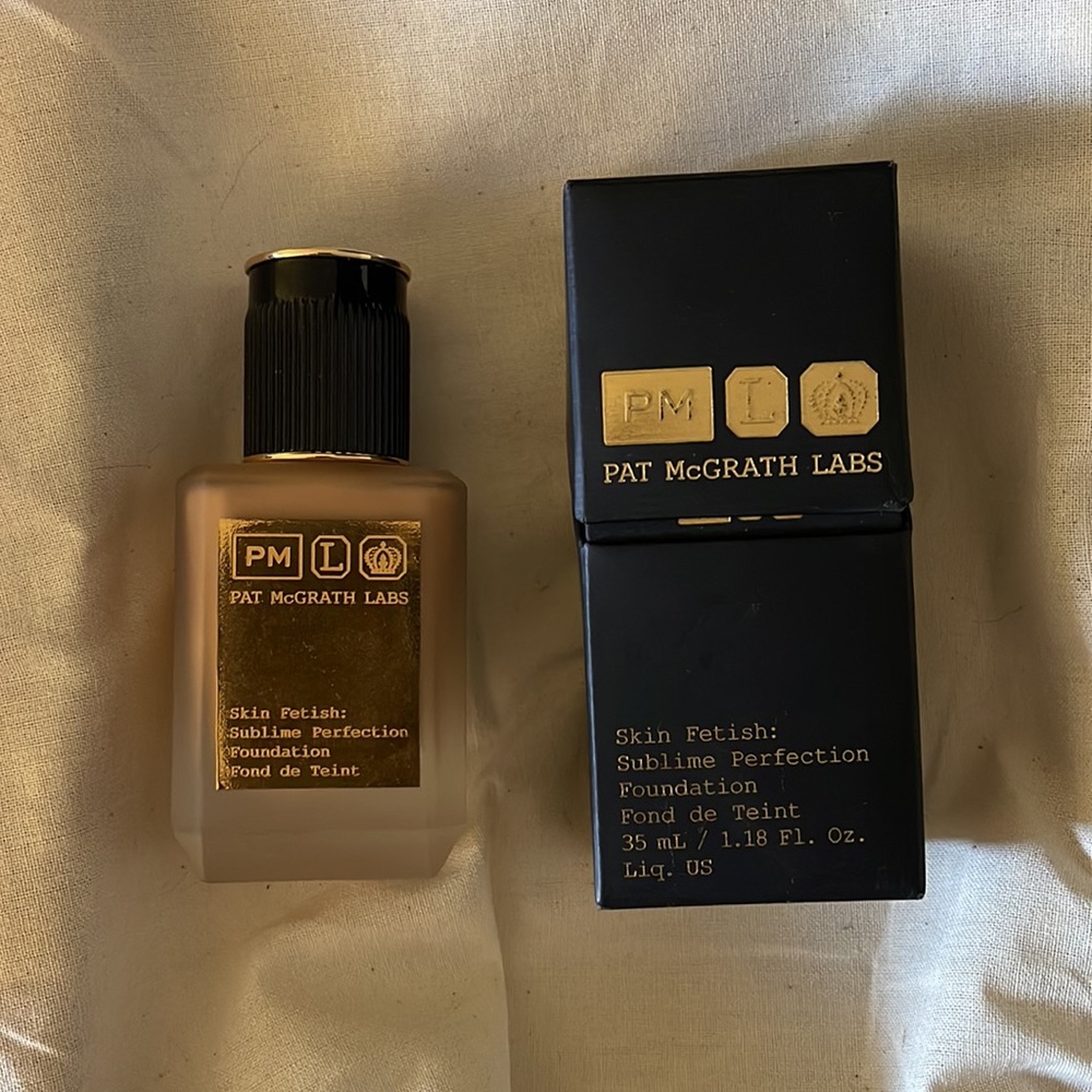 Like new pat mcgrath labs skin fetish foundation medium 18